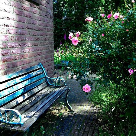 Blauwe Lelie Villa Ewijk Buitenkant foto