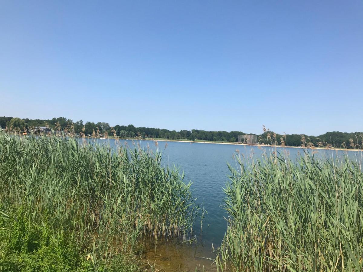 Blauwe Lelie Villa Ewijk Buitenkant foto